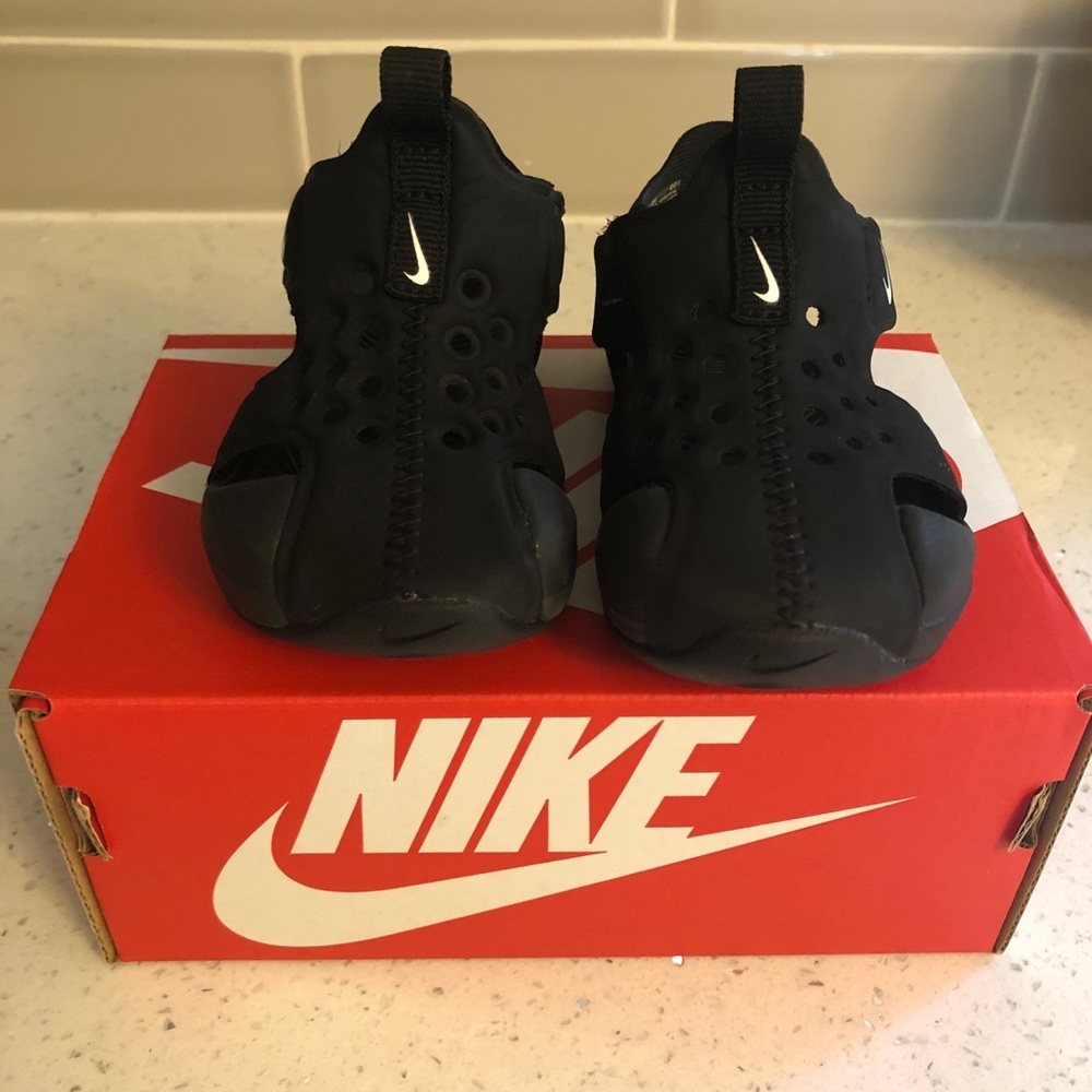 Kids Nike Sandals